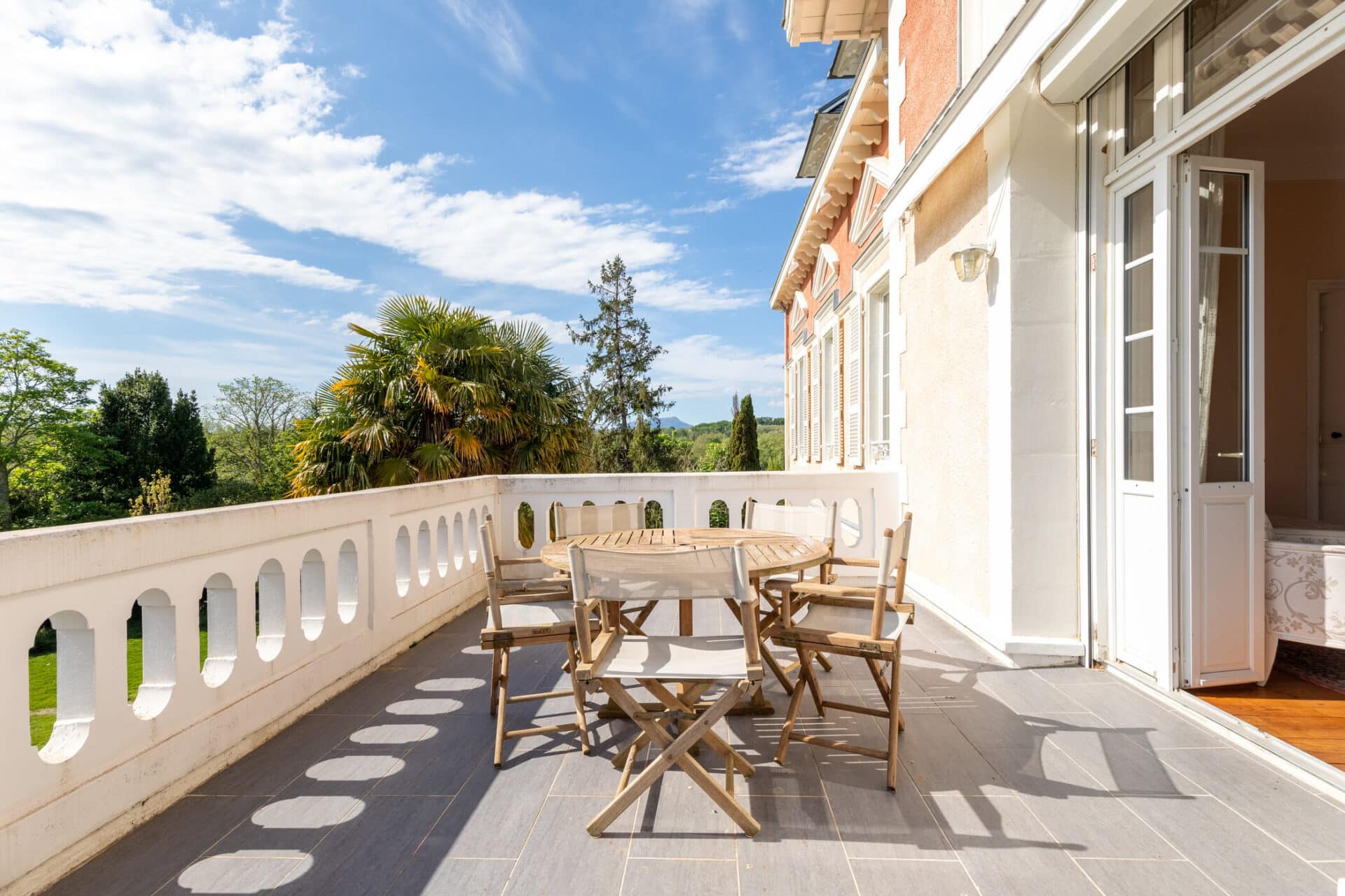 appart hotel pays basque bidart proche de biarritz terrasse